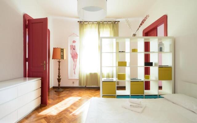 Giulia Halldis Apartment