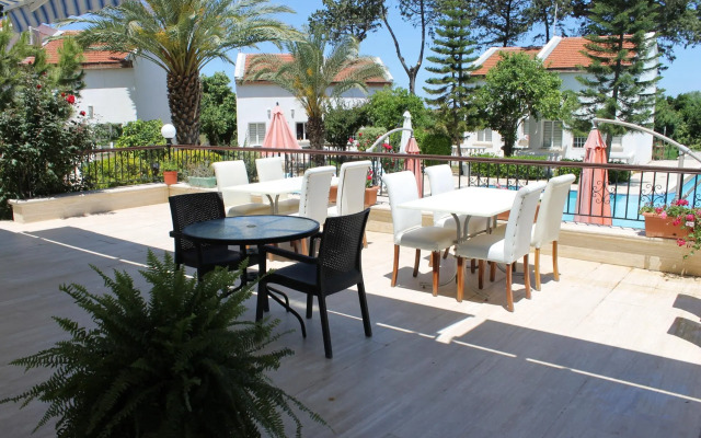 The Prince Inn Hotel & Villas