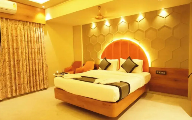 Hotel Regalia Suites