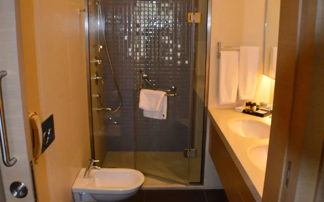 Saifi Suites Hotel