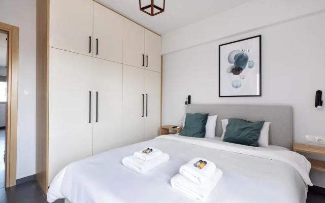 Andromeda - 1 Bedroom Apt & Terrace in Athens