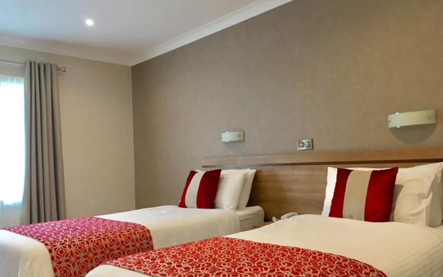 The Lodge Hotel