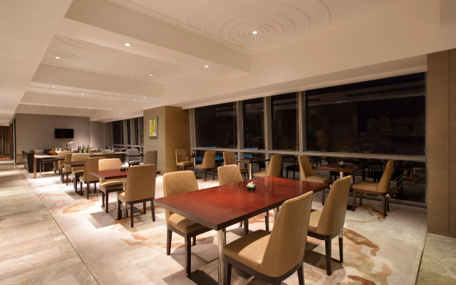 Crowne Plaza Wuxi Taihu by IHG