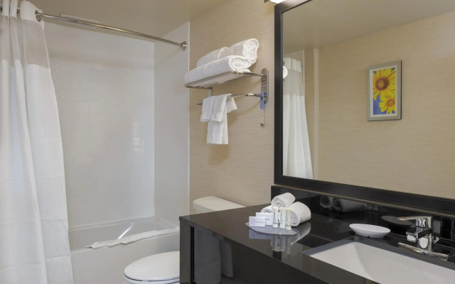 Fairfield Inn & Suites by Marriott Belleville