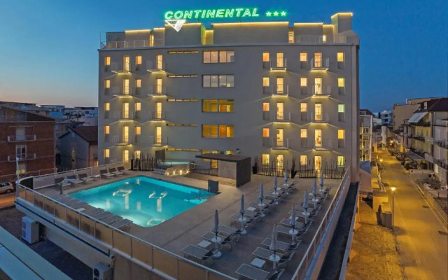 Residence Continental Resort