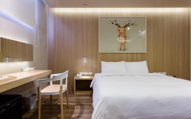 Green Hotel