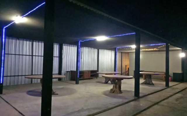 The Warong Nusa Penida - Hostel