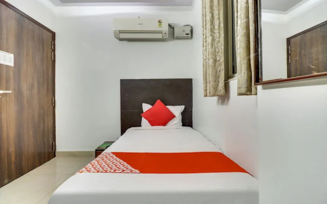 Oyo 6697 Hotel Green Lemon