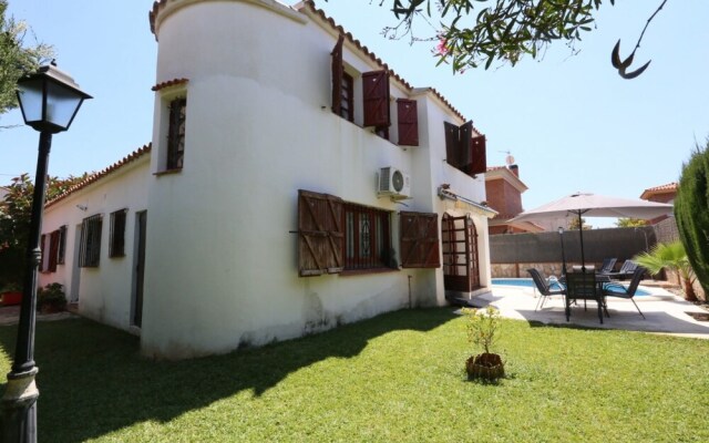 Villa Tranquila Para 11 Personas en Cambrils