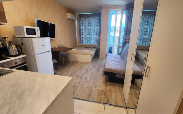 Colonel apartment 844