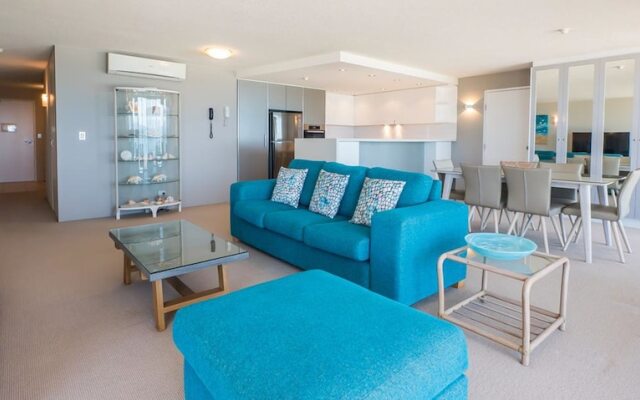 Rocks Resort Currumbin Beach