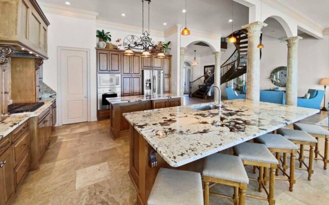 Gulf Paradise by Destin Getaways