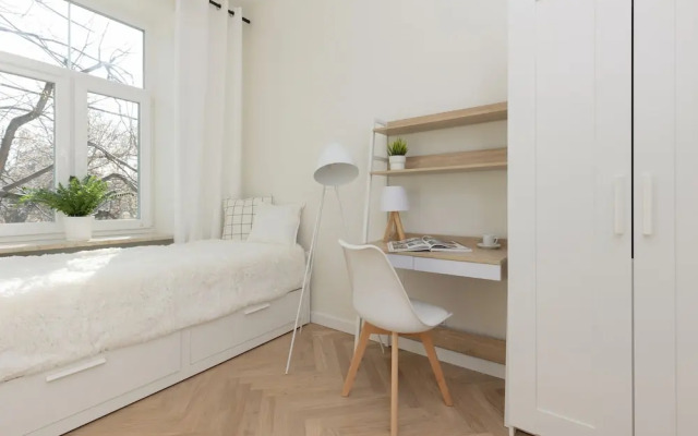 Warsaw Pruszków Apartment by Renters