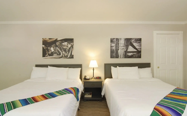 Palm Canyon Hotel & RV Resort