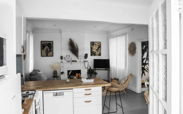 Beach Cottage in Bondi