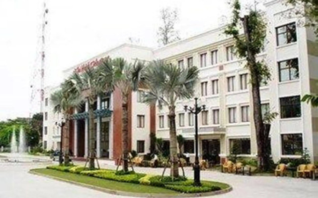 Nha Khach Tien Giang