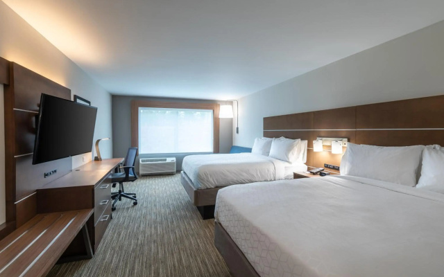 Holiday Inn Express & Suites Greenville - Taylors by IHG