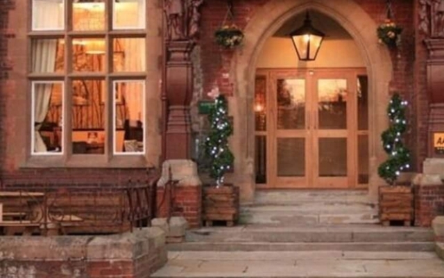 Dukeries Lodge Hotel