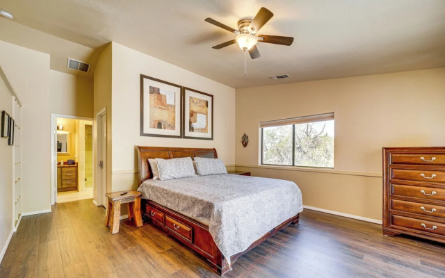 Hot Tub & Game Room: Scenic Sedona Home!