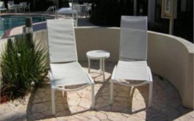 Holiday Inn Fort Myers - Downtown Area, an IHG Hotel