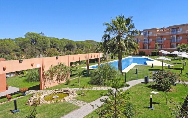 Apartment With 2 Bedrooms in Islantilla, With Wonderful Mountain View,