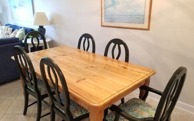 Summerhouse 221 2 Bedroom Condo