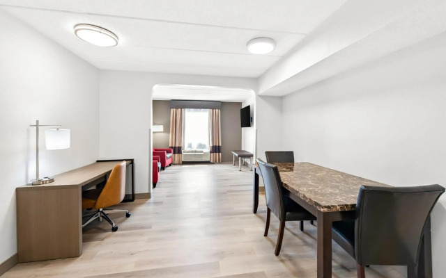 Comfort Suites Columbus