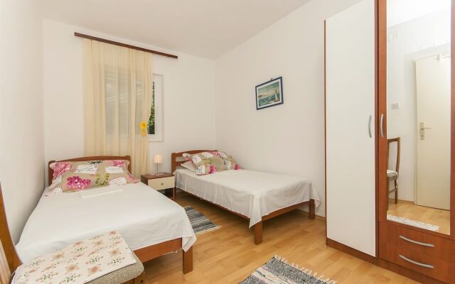 Apartments Srdan