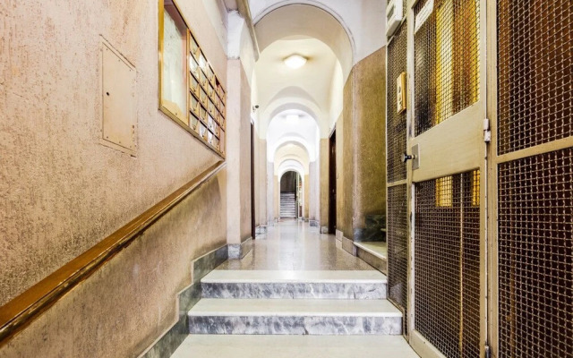 Modern and Elegant Flat Near Termini Station