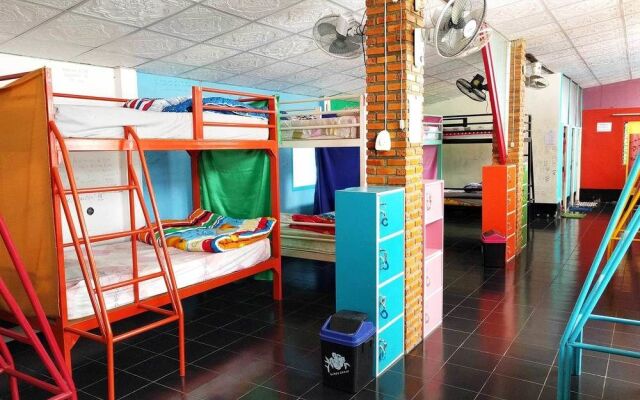 Funky Box Hostel