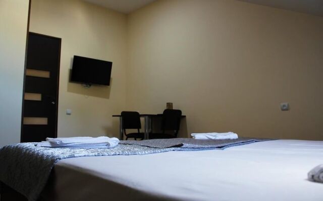 GuestHouse M22