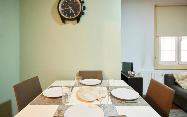 Riverside (with 3 Bedrooms) by JC