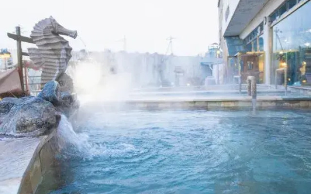 Huailai Diman Hot Spring Resort