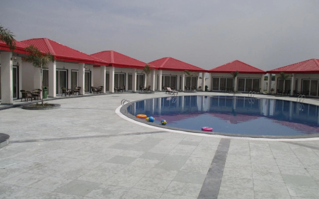 Sentara Hotel and Resort