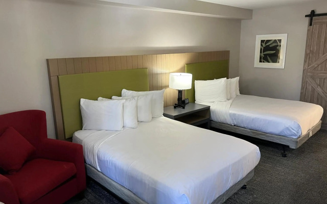 Country Inn & Suites by Radisson, Vallejo Napa Valley, CA