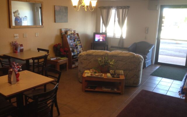 Travelodge by Wyndham Deer Lodge Montana