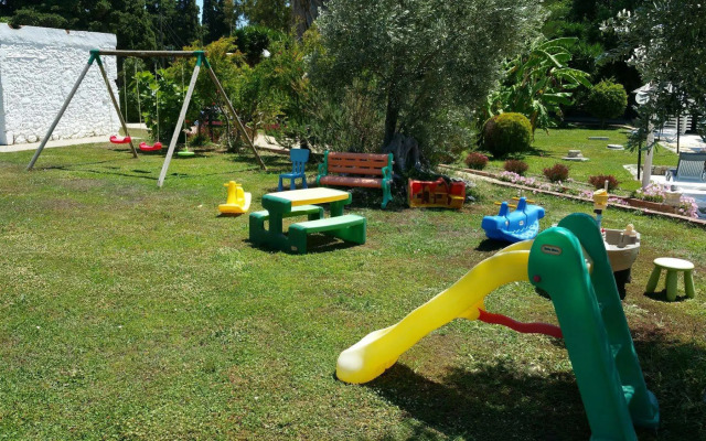 Theatraki Apartments