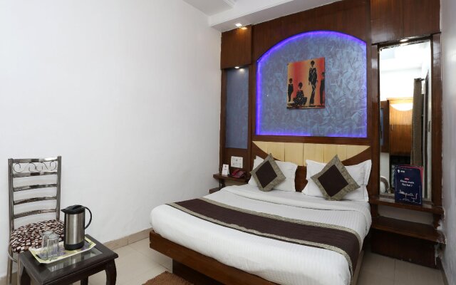 OYO 3919 Hotel Sai Dham