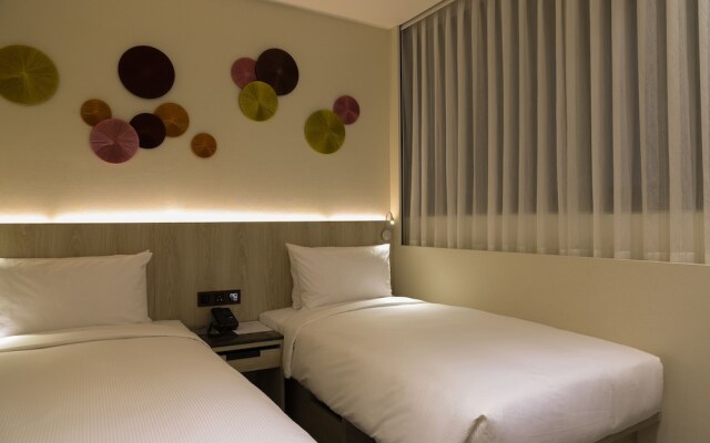 Royal Jade Boutique Hotel