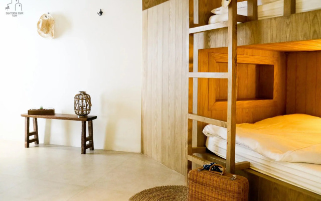 Santorini Park Stay