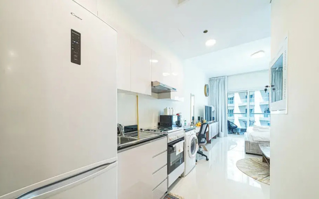 Viridis Residence Cozy Studio Living