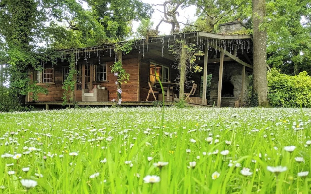 Parc Le Breos House
