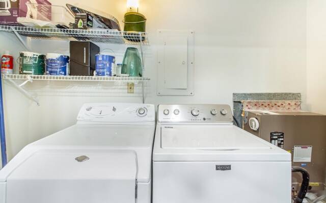 Shoreline Towers 3083