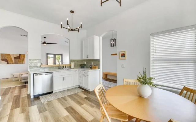 Gilbert Home w/ Private Pool & Yard!