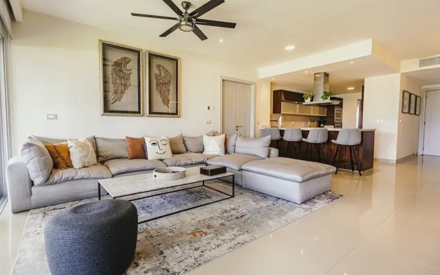 Casa Lanai 4 Bedroom Condo by RedAwning