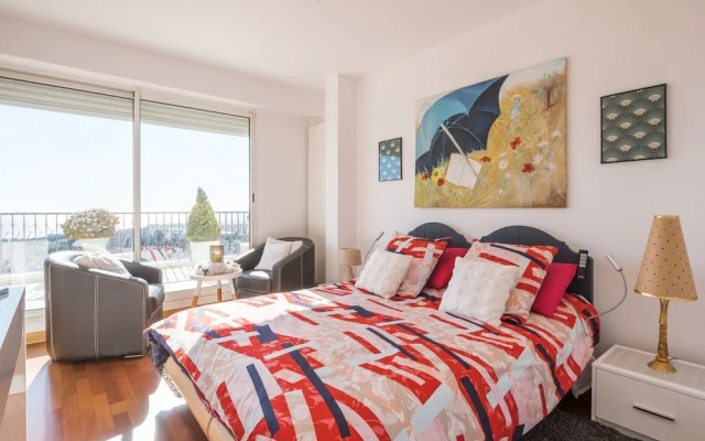 Elegant Apartment in Nice With Swimming Pool