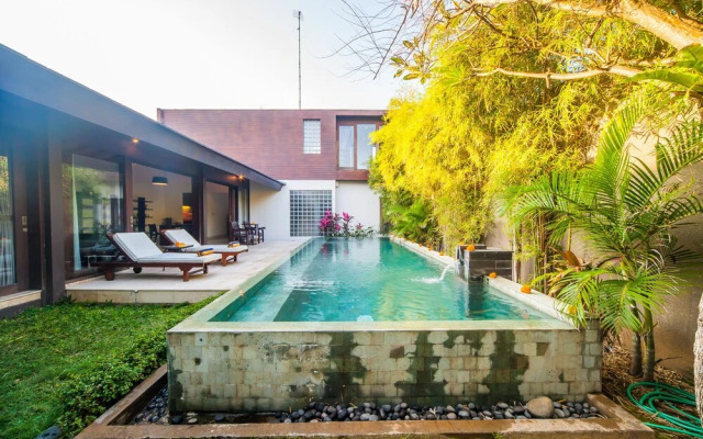 Tirta Villa
