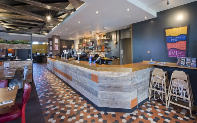 Premier Inn Gloucester (Quayside)