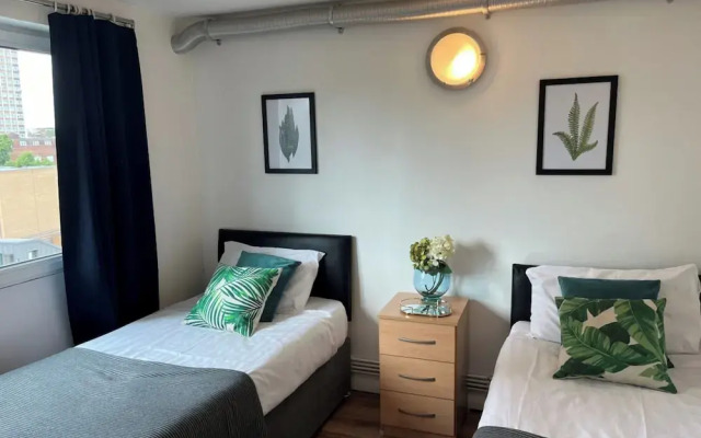 Premium 2Pax Apartment with Kitchen