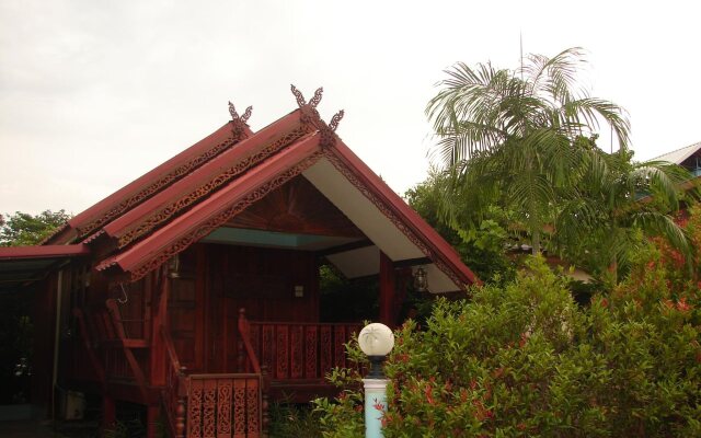 Ruenmanee Resort